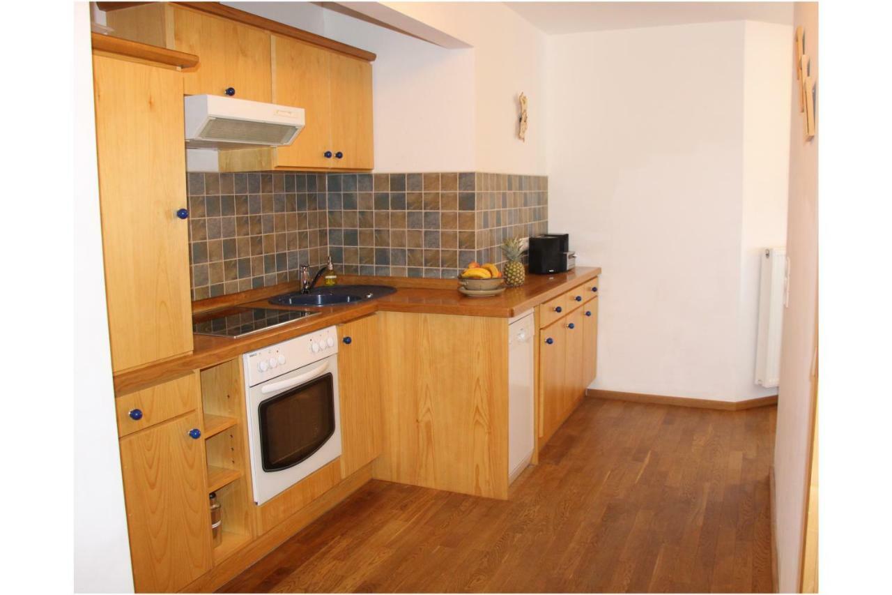 Off Apartment *